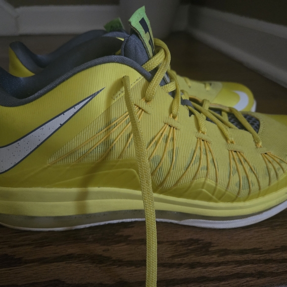 LeBron X Low SONIC Yellow